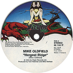 lp_hergest_ridge_nl_88_134_it_coloured_bside