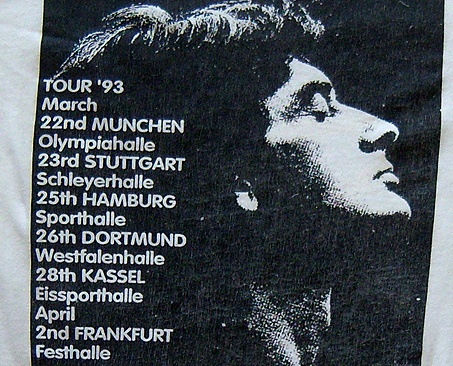 t-shirt_tb2_fan_back_detail