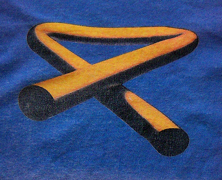 t-shirt_tb2_fan_lead_detail